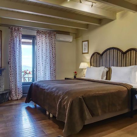 Aegli Arachova Hotel Buitenkant foto