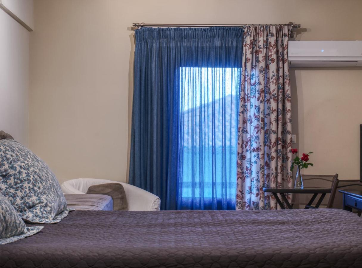 Aegli Arachova Hotel Buitenkant foto